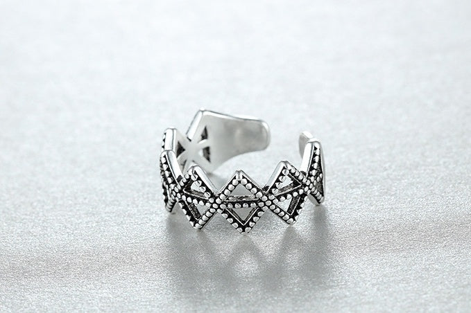 Diamond geometric ring