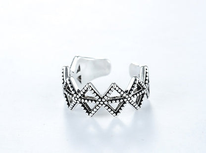 Diamond geometric ring