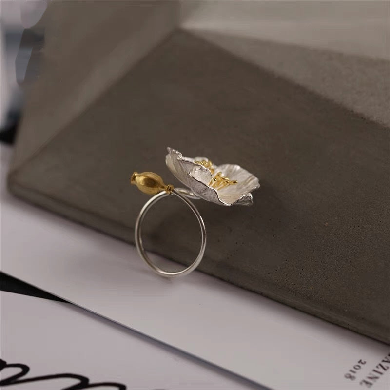 Women's Platinum Gold-plated Point Gold Flower Ring