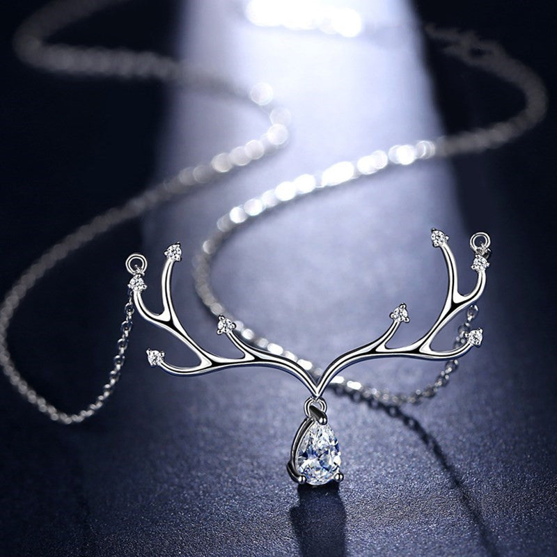 Temperament diamond antler necklace