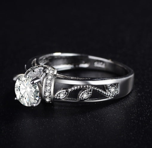 Fashion diamond ring