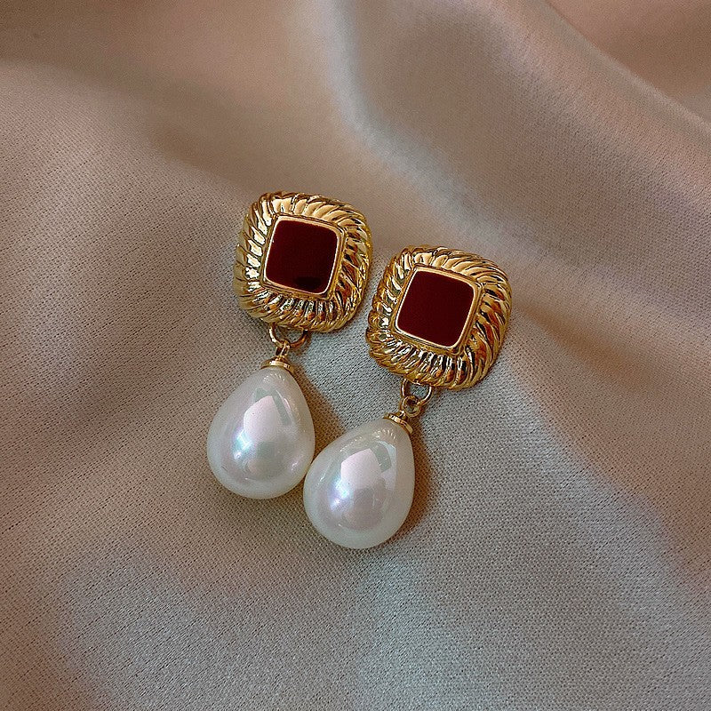 Retro Wine Red Pearl Earrings For Women Hong Kong Style